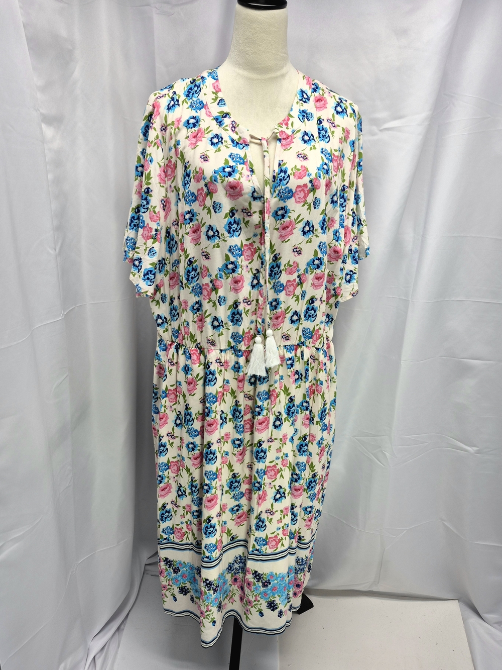 NWT BloomChic Floral Border Print V-Neck Flutter Sleeve Midi- Max Dress 22/24